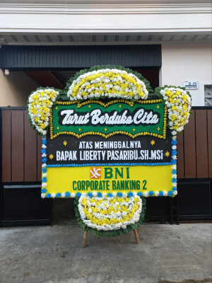 Papan Bunga Duka di Tegal Sari I